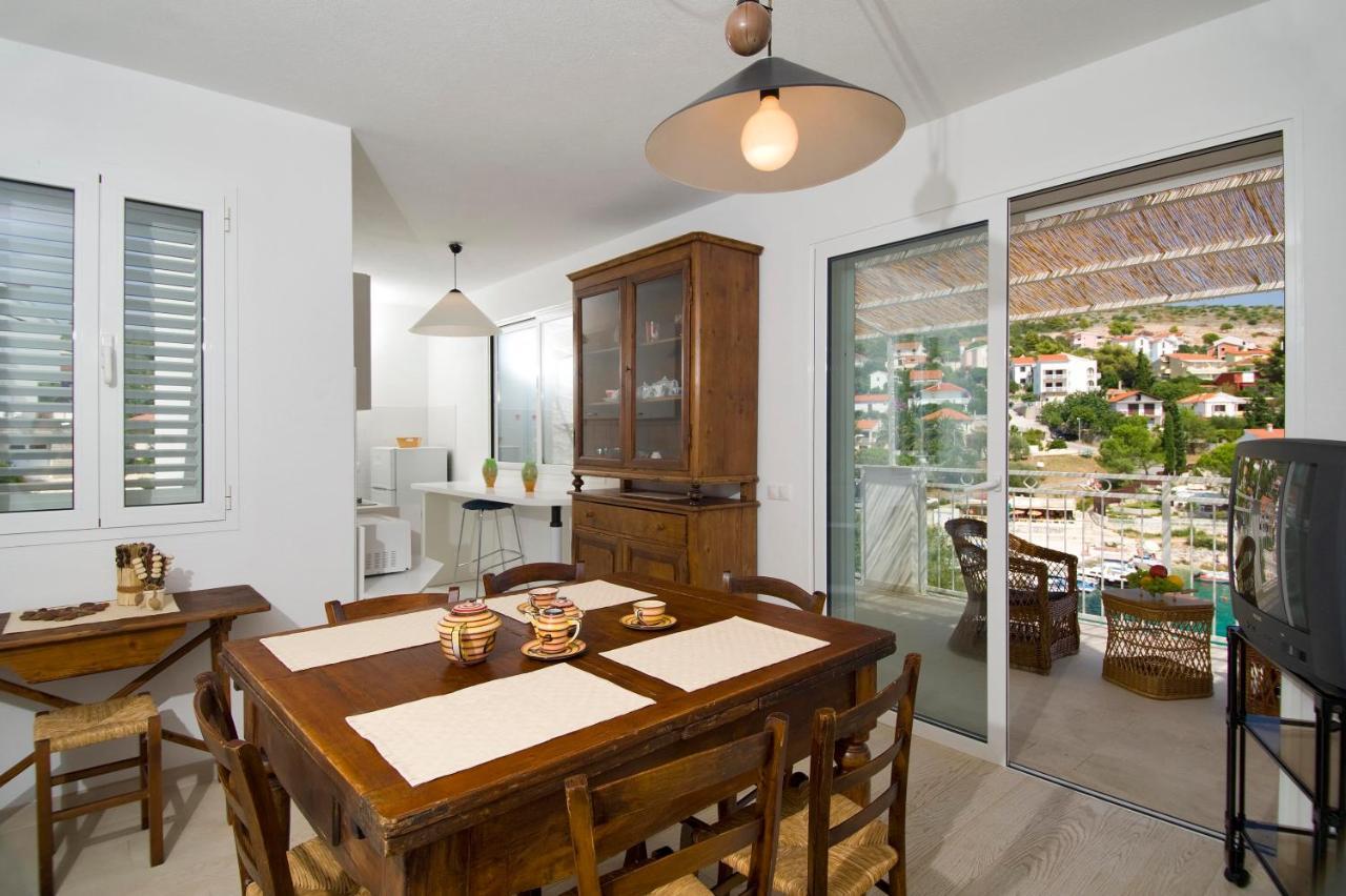 Holiday Home Duje Trogir Exterior photo